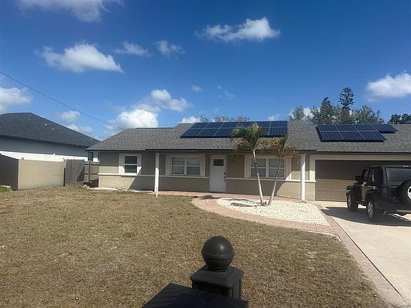 4th image of 1417 NE 11th St