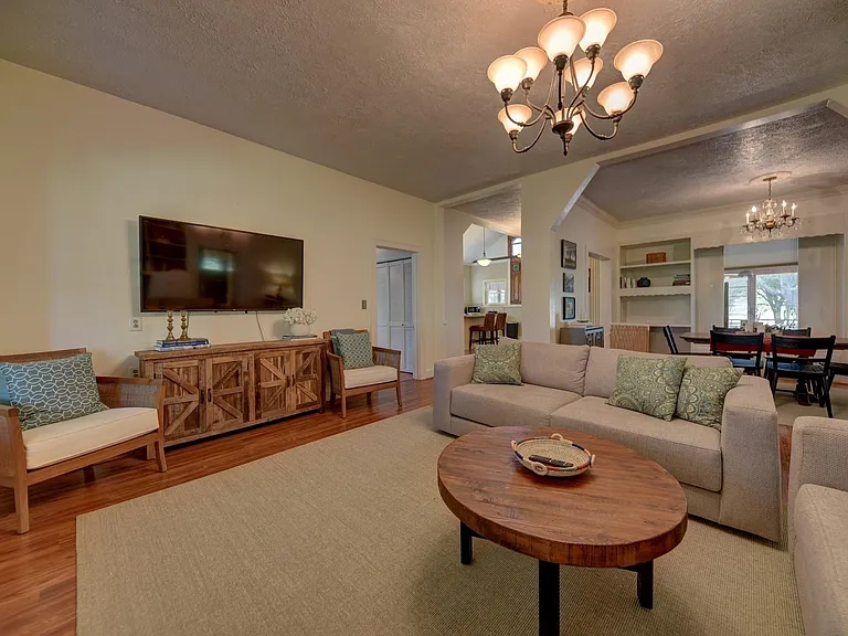 3348 W Ueckert Rd — Photo 9