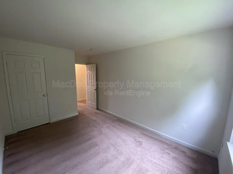 10910 Coreys Way — Photo 23
