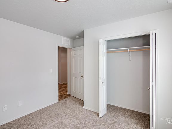 3rd image of 11266 Newton St