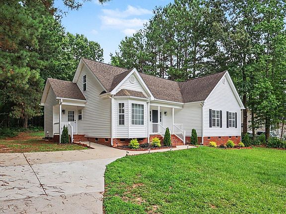 3rd image of 3220 Natural Pines Pl