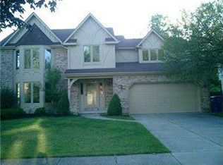 64 Brenridge Dr, East Amherst, NY 14051