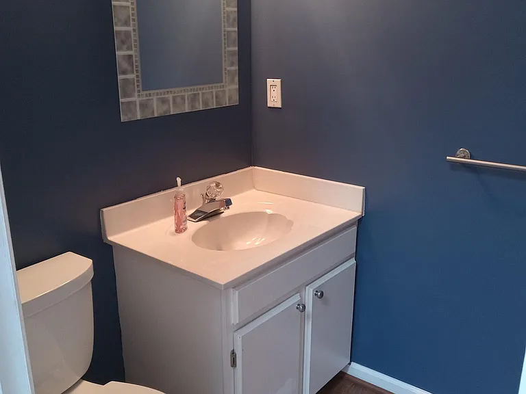 415 Harbour Point #304 — Photo 11