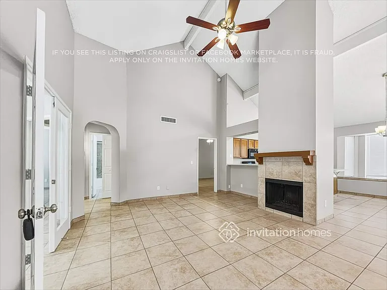 2142 W Monona Dr — Photo 6