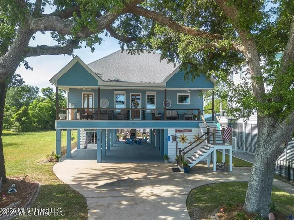 432 W Beach Blvd, Long Beach, MS 39560