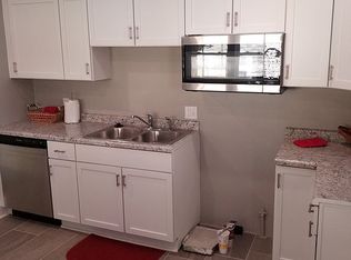 375 Nevada St, Dubuque, IA 52001