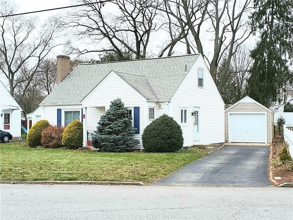 1st image of 62 Arland Dr