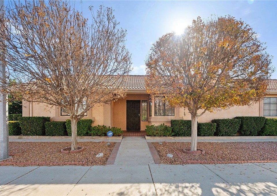 1st image of 765 Ensenada Dr