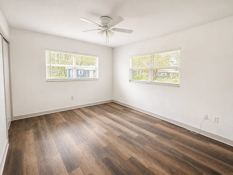 35136 Cross St — Photo 7