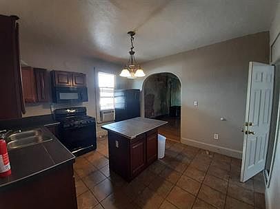 5th image of 122 S Pikes Peak Ave Unit B