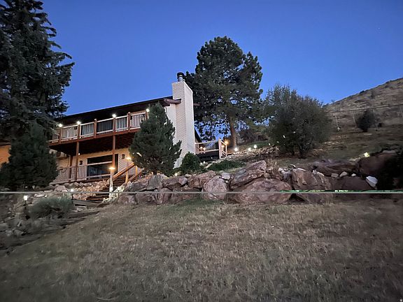 2nd image of 299 E Sage Cir