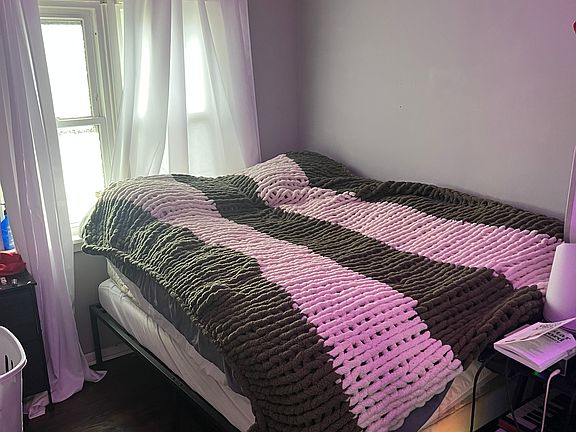4th image of 324 Central Ave APT 1