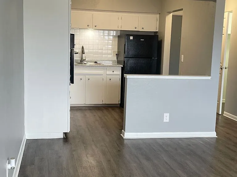 154 W Powers Cir — Photo 15