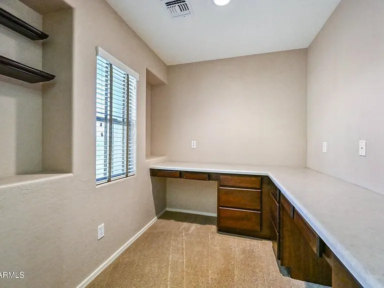 7102 W Katharine Way — Photo 25