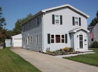 76 Elm Rd, Amherst, NY 14226