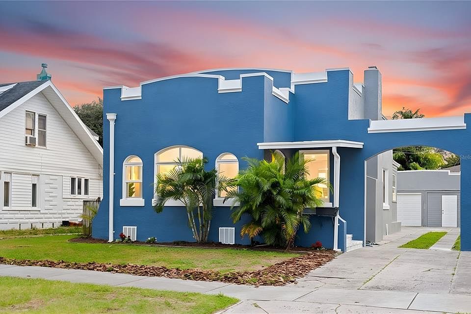 1st image of 1120 17TH AVENUE N