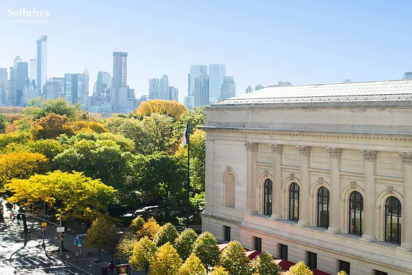 Sold by Sotheby's International Realty | media 28