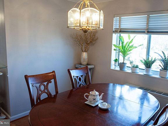 4th image of 200 N Maple Ave APT 401