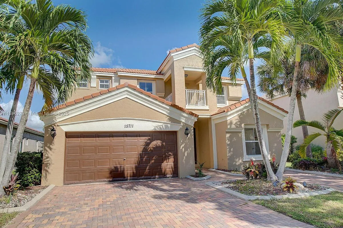 Building Photo - 15711 SW 53rd Ct #HOME