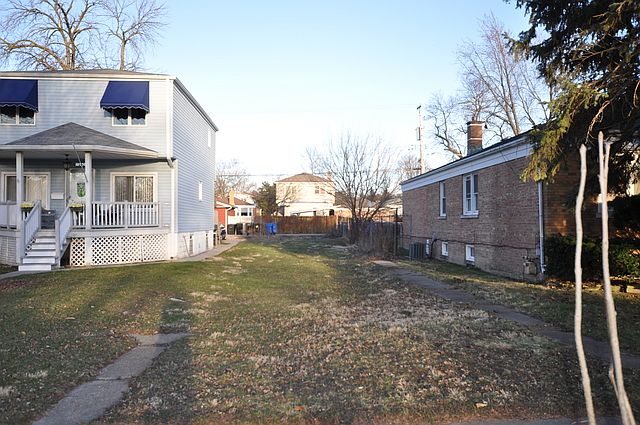 2nd image of 10953 S Albany Ave
