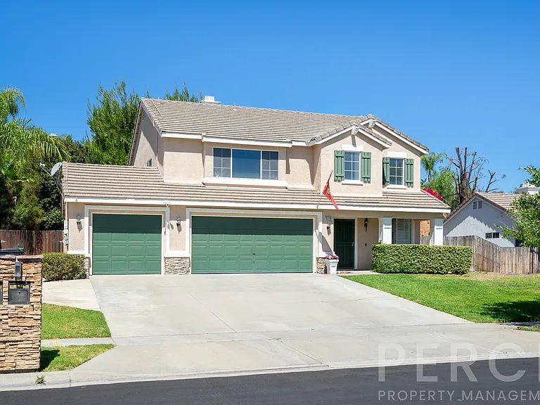 3770 Dunbarton Way — Photo 1