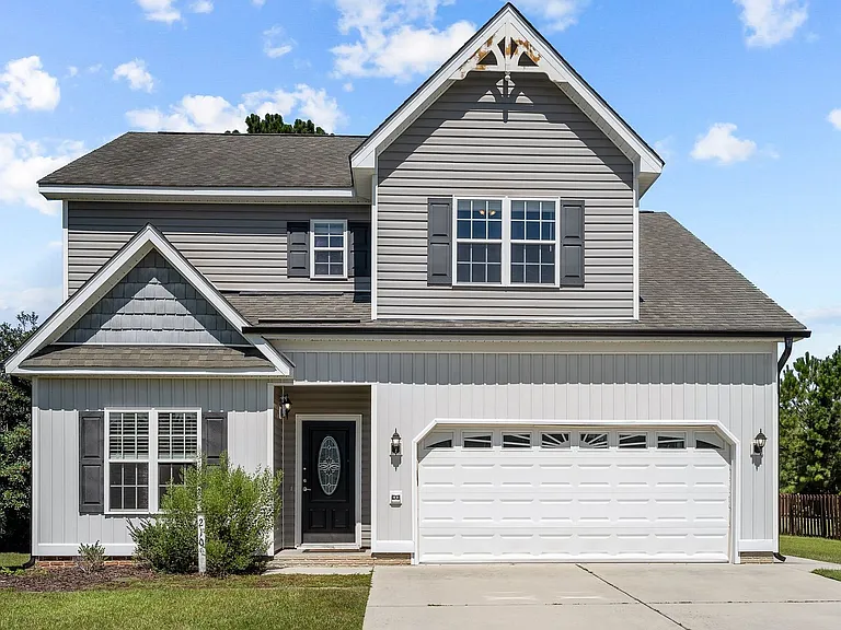 210 Wedgefield Cir — Photo 1
