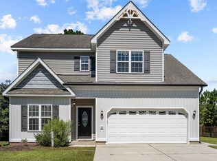 210 Wedgefield Cir, Maple Hill, NC 28454