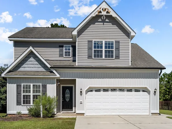 210 Wedgefield Cir, Maple Hill, NC 28454