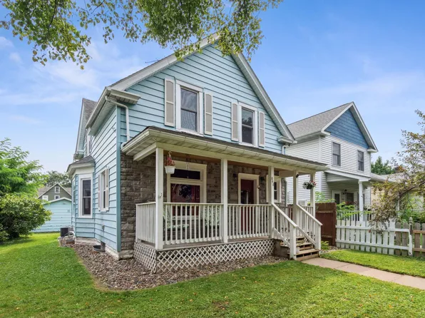 948 Lawson Ave E, Saint Paul, MN 55106