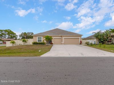 399 Calcutta Ave NW, Palm Bay, FL, 32907