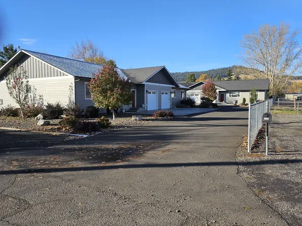 2904 N Greenwood St Unit B, La Grande, OR 97850