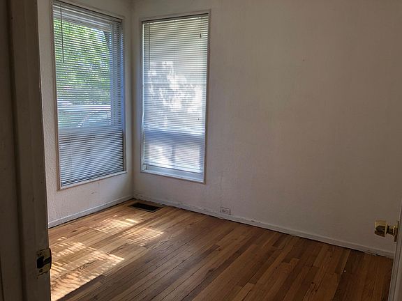 Bedroom #1
