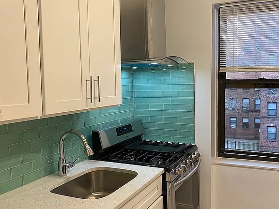 2nd image of 41-42 42nd St #3J