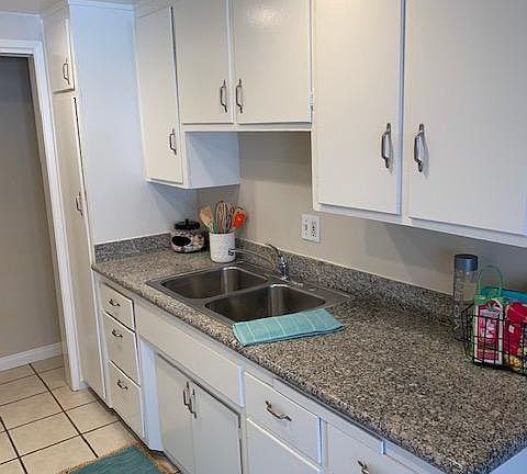 2nd image of 241 S Hudson Ave APT 9