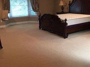 888 El Campo Dr, Pasadena, CA 91107