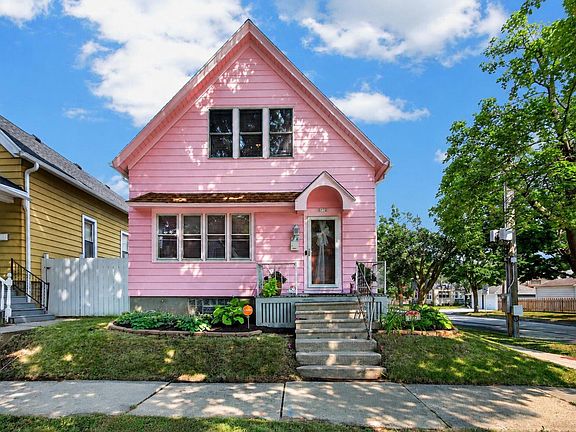 2nd image of 3172 S Griffin AVENUE