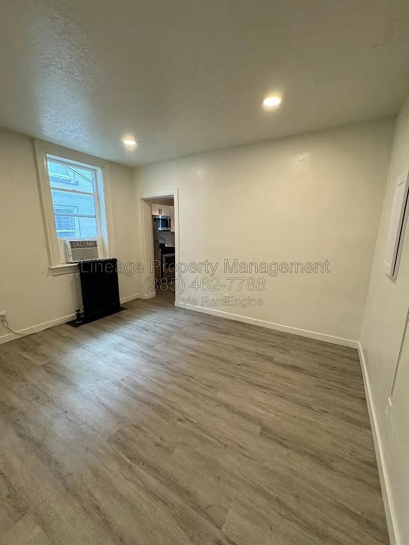 1 bed, 1.0 bath, 700 sqft, $1,100 — Photo 4