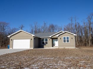 807 E Culver Rd, Knox, IN 46534