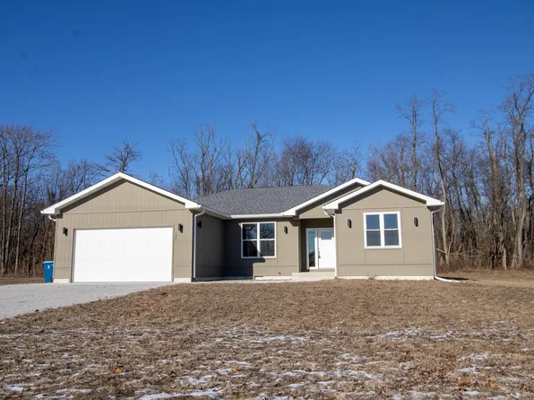 807 E Culver Rd, Knox, IN 46534