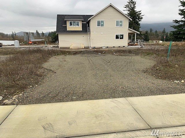 1st image of 914 Whispering Meadows Ct