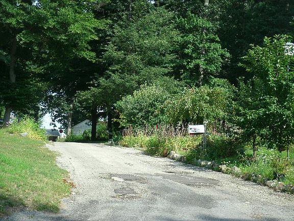 4th image of 12740 Hawley St NE