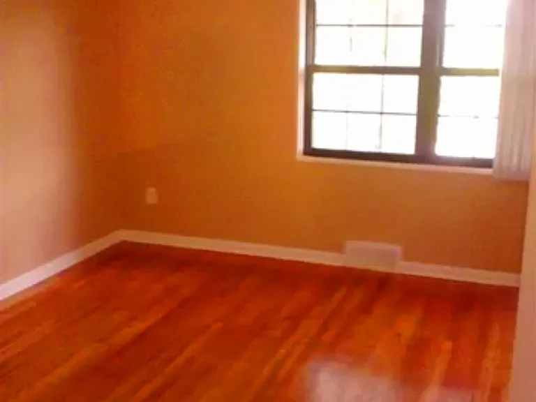 9401 Fielding St — Photo 4