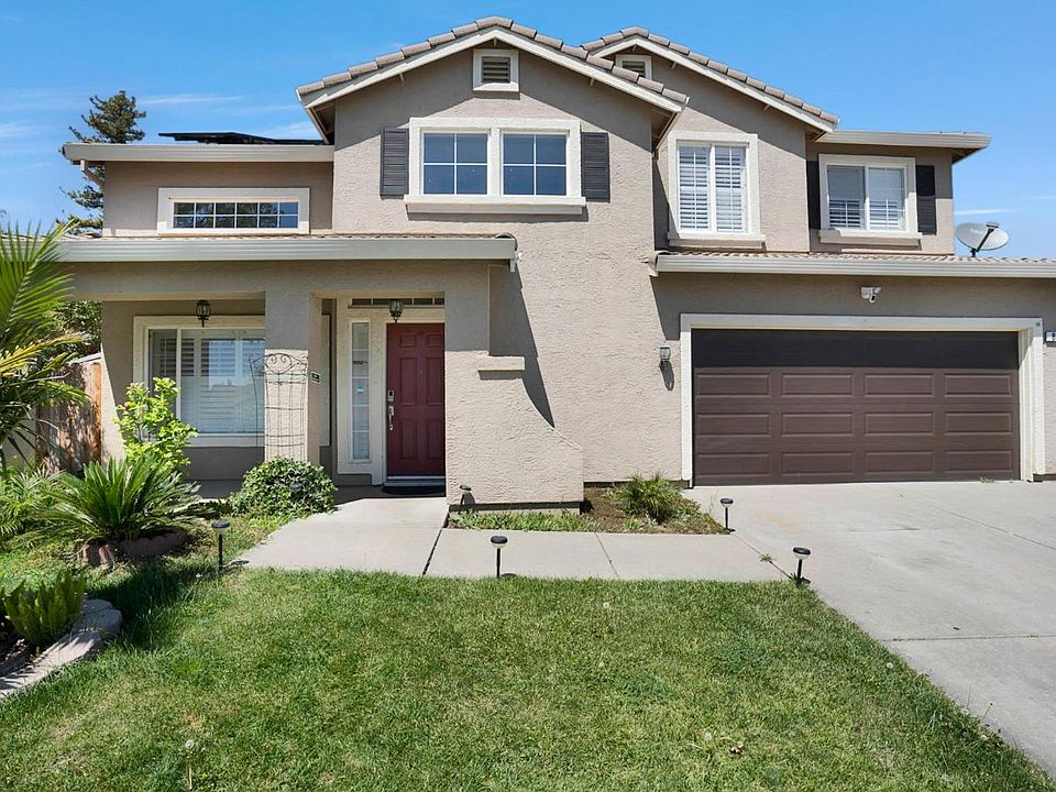 1st image of 864 Browning Cir