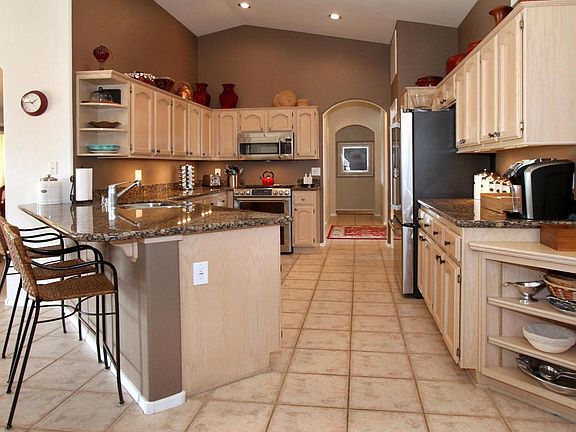 5th image of 65347 E Rose Crest Ct