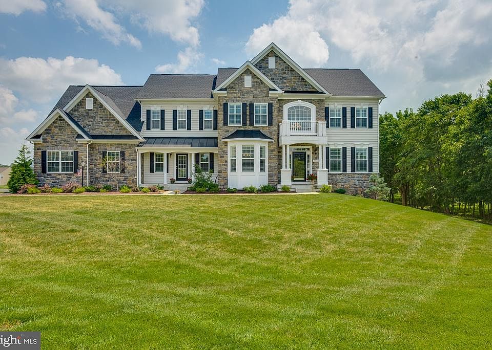 1st image of 38659 Woodsage Ct