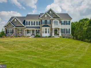 38659 Woodsage Ct, Waterford, VA 20197