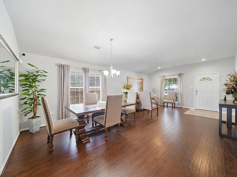 25707 Crisp Spring Ln — Photo 3