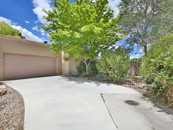 114 Vista Lane, Taos, NM 87571
