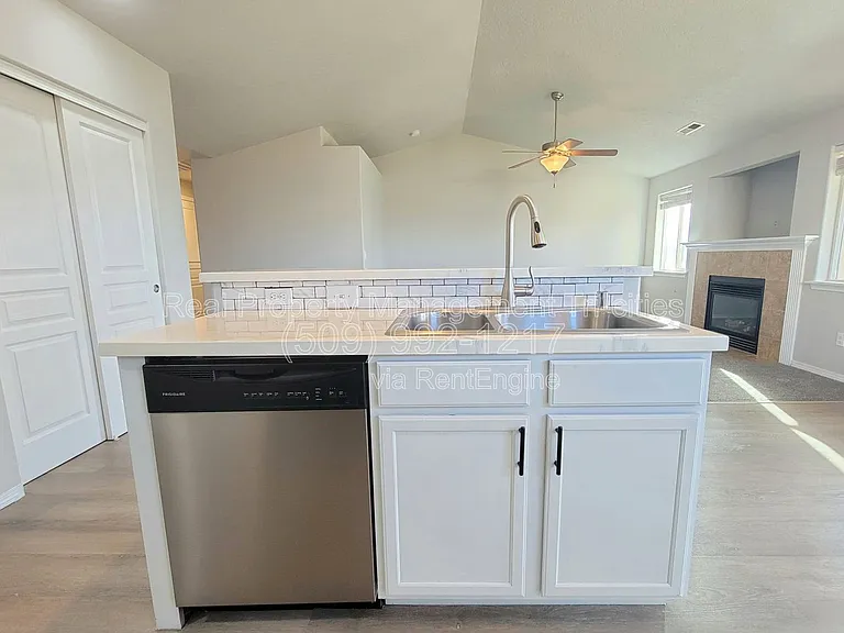 6206 Maryhill Ln — Photo 6