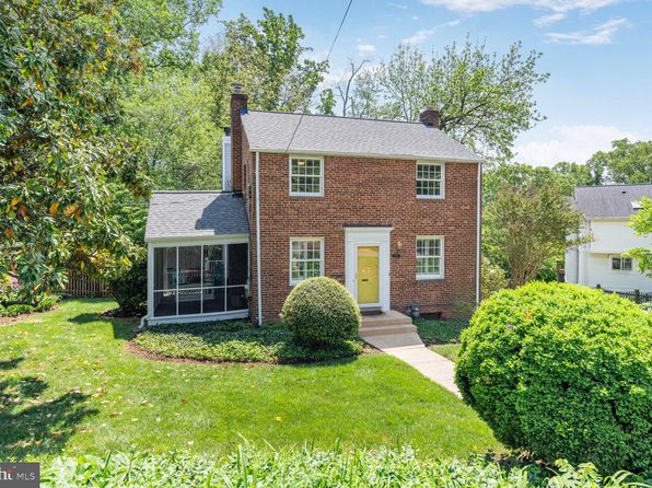 2631 West St, Falls Church, VA 22046